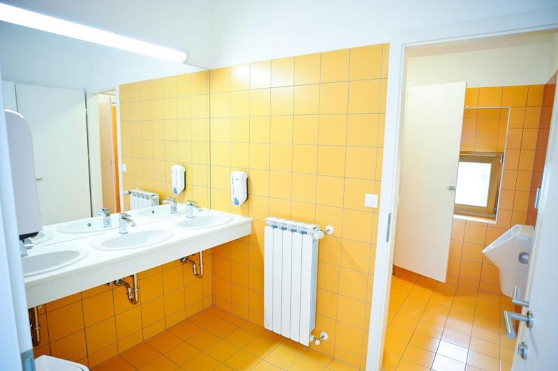 Youth Hostel Ajdovščina 部屋 写真