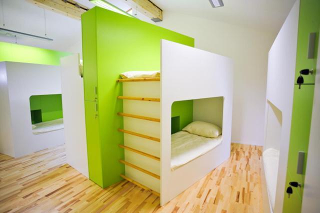 Youth Hostel Ajdovščina エクステリア 写真
