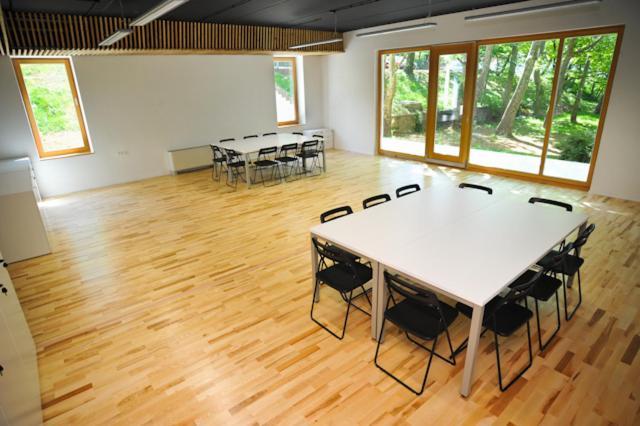 Youth Hostel Ajdovščina エクステリア 写真